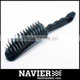 Plastic Handle Wire Brush thumbnail-1