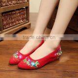 Women Casual Slip on Old Beijing Shoes Pointed Toe Chinese Flower Embroidered Ladies Cotton Canvas Flats Good Quality No Logos thumbnail-6
