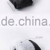 Glove Ice Scraper thumbnail-1