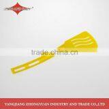 New as Seen on tv Products 2014 Plastic Hole Handle Mini Slotted Spatula thumbnail-3