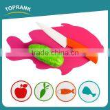 Toprank Hot Sale Kitchenware 1.8mm Thickness Colorful Durable Non-slip Fish Shape Cutting Board Mat Set PP Chopping Board thumbnail-3