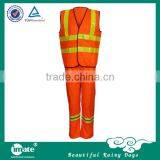 Beautiful Industrial Rainwear for Rain Day thumbnail-1