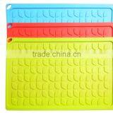A01-5 Heat Resistance Silicone Pot Holder For Table Protection thumbnail-2