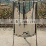 Trade Assurance! High Quality Stainless Steel Manual Type Honey Extractor With 2 Frames,3 Frames, 4 Frames thumbnail-5