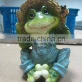 Resin frog garden decor