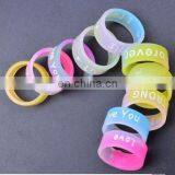 Fashion Couples Ring Candy Color Glow In The Dark Ring Hand Ring Silicone Elastic Rope thumbnail-1