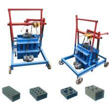 Máquina para fazer blocos de concreto e tijolos ocos de cimento com molde de tijolo 2 - 45. Máquina para pavimentação com cimento oco. Moldes para blocos thumbnail-2