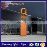Sale Various Direction Standing Advertising Signs thumbnail-1
