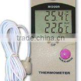 Digital Thermometer thumbnail-1