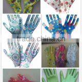 Flower Printed Nitrile Coated Women's Garden Glove thumbnail-1