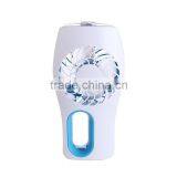 Personal Wholesale Water Mist Fan for Hot Summer & Beauty Moisturizing thumbnail-4