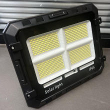 Solar Flood Light thumbnail-2