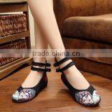 Women Casual Buckle Strap Old Beijing Shoes Pointed Toe Peiking Opera Embroidered Ladies Cotton Flats Oxford Sole No Logos thumbnail-2