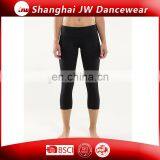 Ladies High Waist Yoga Capri, Plain Design Capri