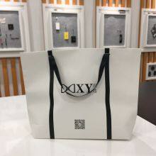 Custom Kraft Paper Bag for Clothing Shopping Gift thumbnail-3