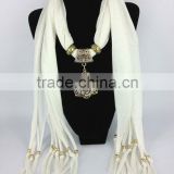 Flower stone charms jewelry white color polyester wholesale pendant scarf