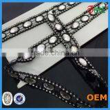 China Wholesale Plastic Rhinestone Trimming for Shoes & Wedding Dress Decoration thumbnail-5