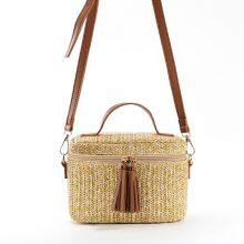 Paper Straw Shoulder Bag thumbnail-3
