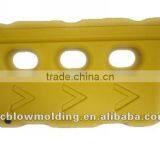 OEM Blow Molding Plastic Road Barrier Safety Useful Water Filled Traffic Barrier thumbnail-1