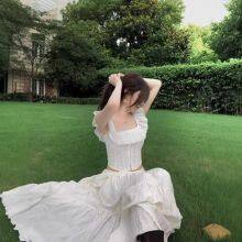 Female French-style Hot Girl Girlie Girl With Sweet and Fresh Style, Strapless, Form-fitting, Lace-edged, Frilled Blouse thumbnail-5