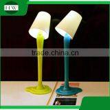 wholesale cheap funny school office stationery mini plastic desk table light lamp roller ball point pen