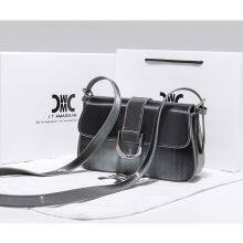 Amazon Hot-selling High-end Niche Design Lady's Underarm Bag thumbnail-4