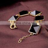 China Wholesale Big Square Resin Diamond Gold Bracelet Model thumbnail-6