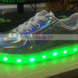 Factory Wholesale Price Low MOQ Sports Gift Simulation Children LED Light up Kids Shoes thumbnail-4