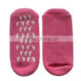 Spa Lavender Moisturising Gel Socks thumbnail-5