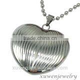 Polish Finish Hollow Heart Stainless Steel Mirror Pendant