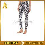 Popular Yoga Wear Women's Sportswear Athletic Apparel Manufacturers Wholesale Yoga Pants thumbnail-1