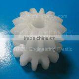 White High Rigid PP Spur Gear thumbnail-3