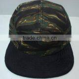 High Quality 5 Panel Hat Black Corduroy Flat Brim Camouflag Camper Cap With Leather Patch Logo Snap Plastic Buckle thumbnail-1