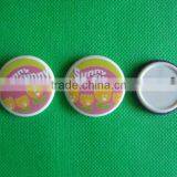 Button badge with plastic base