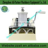The market hot selling dumpling machine for home use