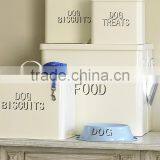 A Set of Metal Pet Food Container With Scoop thumbnail-1