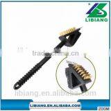 Trihedral Bbq Clean Grill Brush With Long Handle