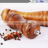 Middle-sized and Smooth-faced Good Quality Salt and Pepper Grinder Set thumbnail-3