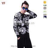 Jacquard Allover Flower Patterns Crew Neck Men Pullover Sweater thumbnail-1