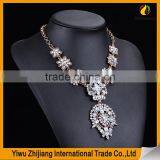 Latest Design Flower Shape China Factory Wholesale Crysal Diamond Stone Jewelry Pearl Necklace thumbnail-3