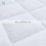 300 GSM Quilted Waterproof Fabric Use For Bedding And Home Textile thumbnail-2