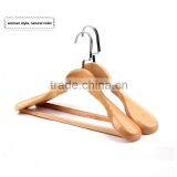 Wholesale High Quality Straight Wooden Hangers Widen Shoulder Hotel Hanger thumbnail-6