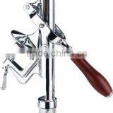 Connoisseur wine opener