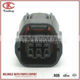 Yazaki 6 Pin Female Waterproof Automotive Connector 7283-8760-30 thumbnail-3