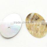 Natural Color Two Hole Natural Shell Buttons Wholesale thumbnail-3