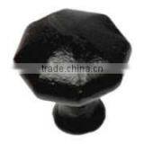 Centre Door Knob Featuring Succinct and Sprightly Style