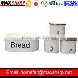 Set of 4 Canister With Wooden Lid thumbnail-1