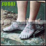 The Newest Personality Five Fingers Socks,Bohemia Pure Cotton Comfortable Toe Socks thumbnail-2