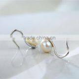Wholesale 925 Elegant Pearl Half Hoop Silver Earring Hoop in Silver Jewelry thumbnail-4