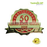 High quality souvenir 50 years anniversary metal pin/wholesale custom shape metal pin badge